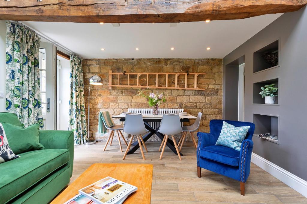 Finest Retreats - Cherry Cottage Nr Grantley Hall, Grantley