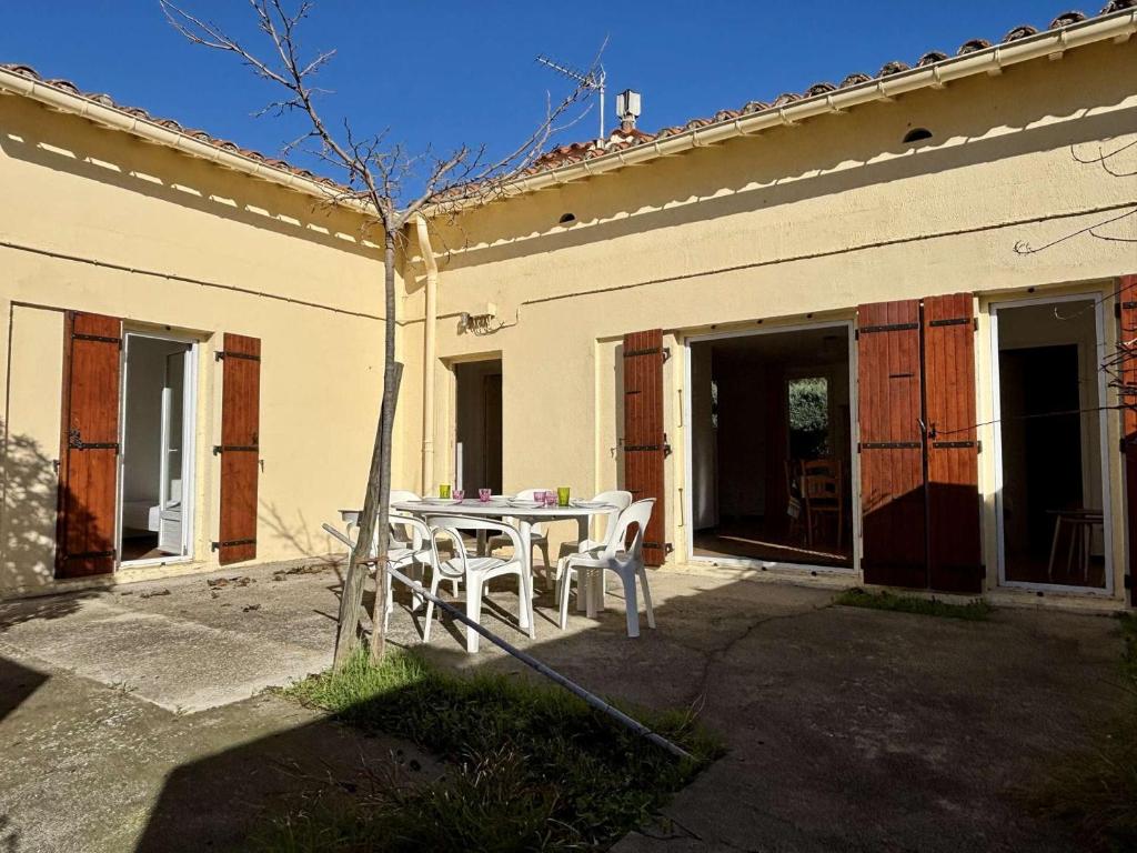 Maison 4 pièces 7 couchages ARGELES SUR MER AR000-007 - 1