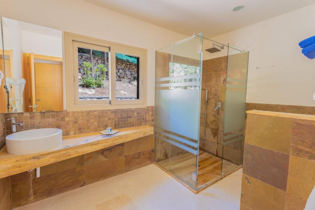 Villa Treya - Star property stunning views - 5