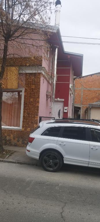 Small apartment with private bathrooms STRONG INTERNET - 3