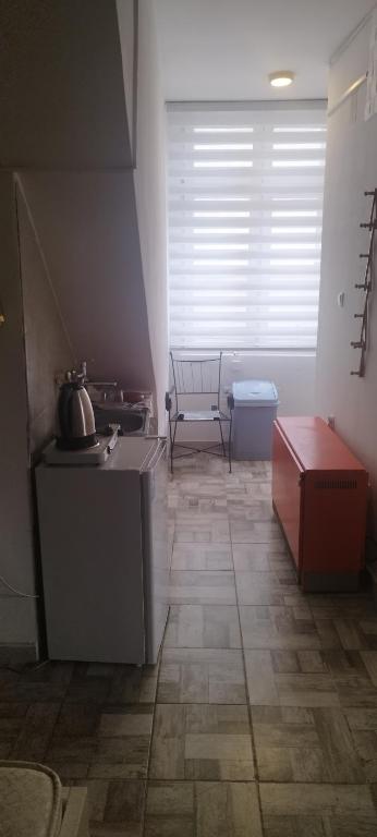 Small apartment with private bathrooms STRONG INTERNET - 5