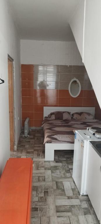 Small apartment with private bathrooms STRONG INTERNET - 1