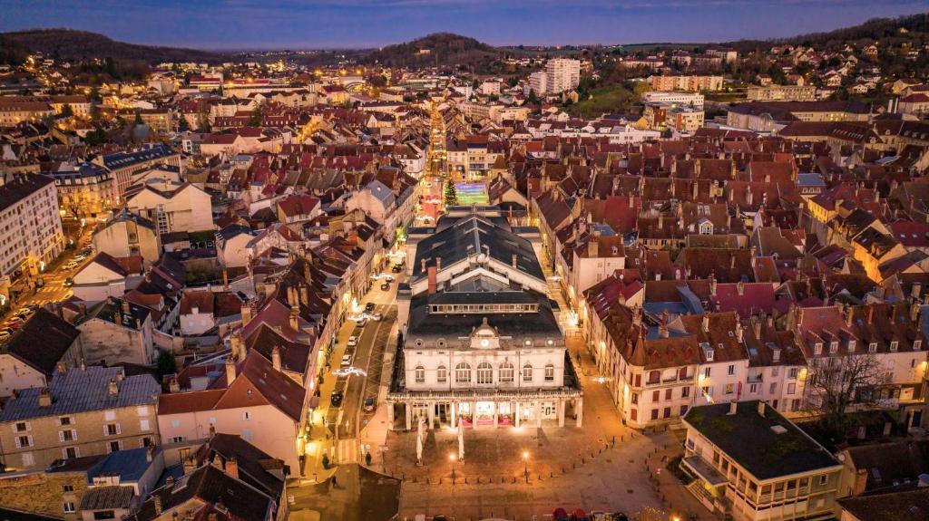 Logement LECOURBE, Lons-le-Saunier