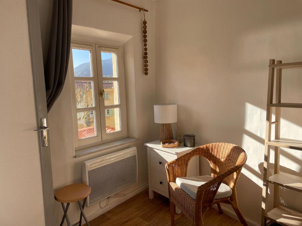 Appartement vue mer Menton vieille ville - 2