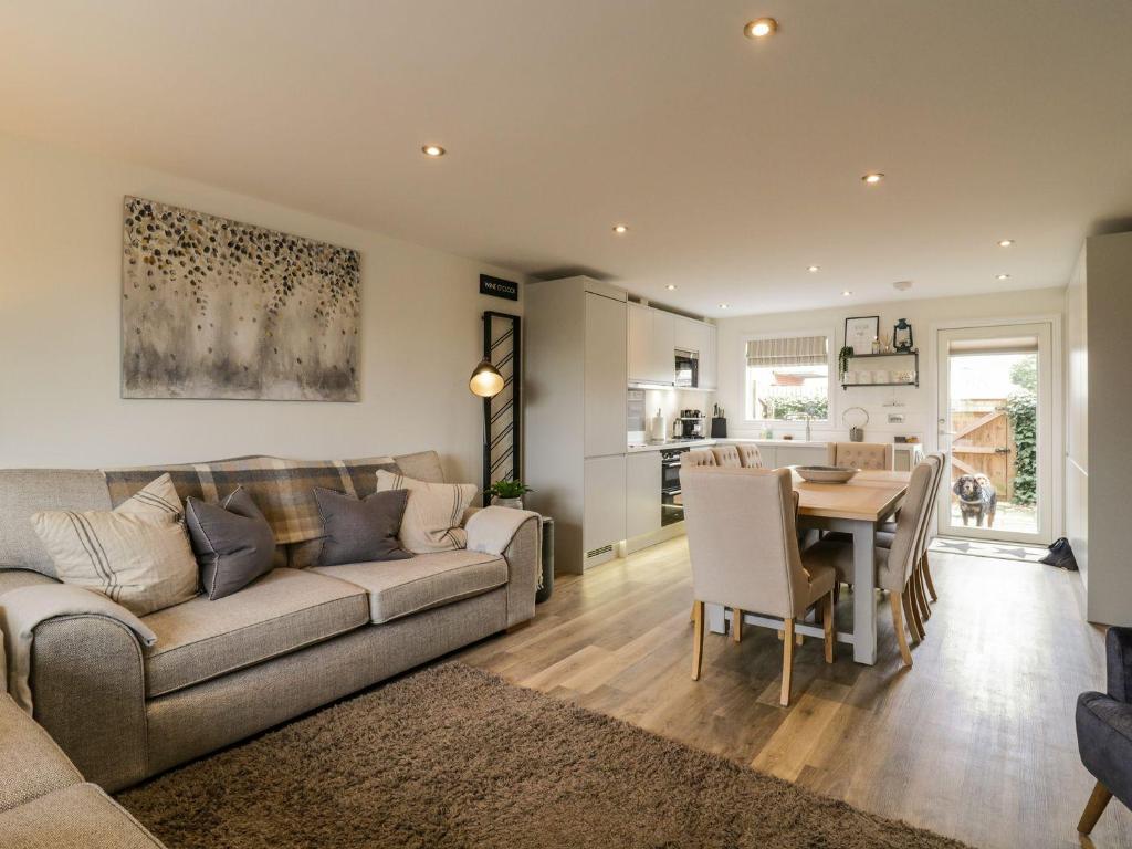 Sundowners, Southwold