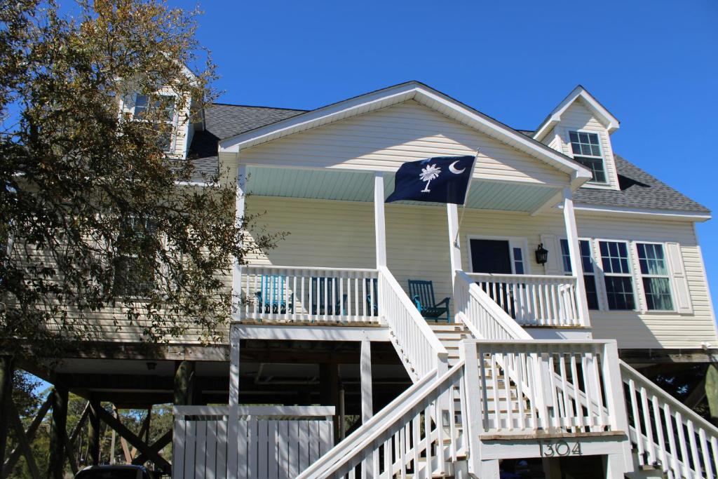 1304 E Ashley, Folly Beach