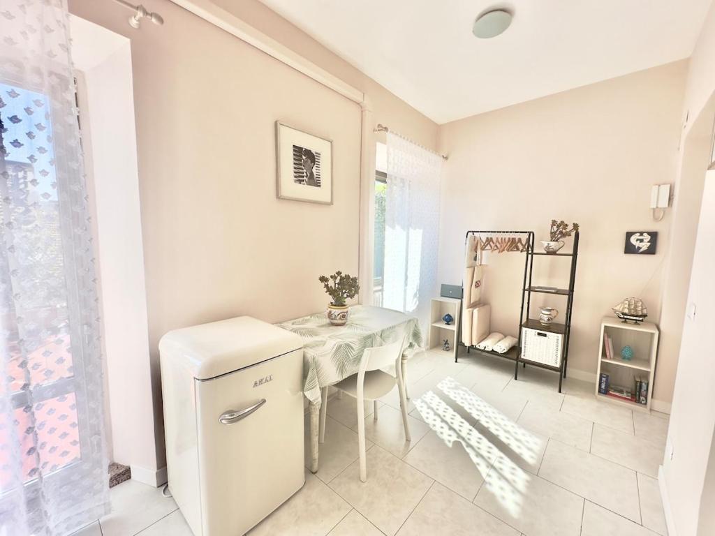 Milan City Center Romantic Suite with Terrace - 5
