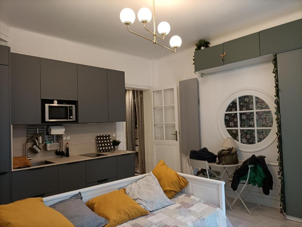 COQUET STUDIO à côté de la grande plage - 2
