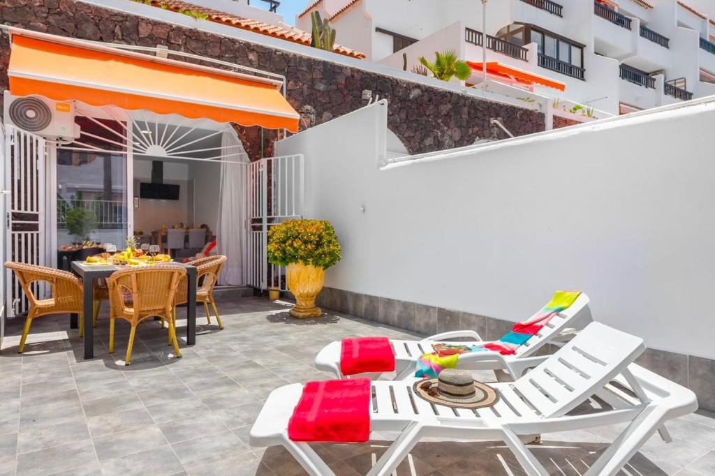 Parque Santiago II, Holiday apartment with separate entrance - 1