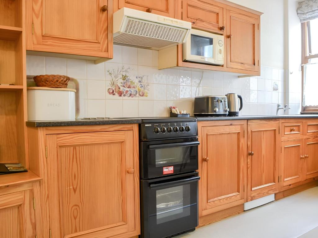 Brigham Farm Apartments photo 8