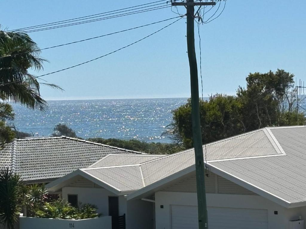 Middle Rock Beach Unit 2, Lake Cathie