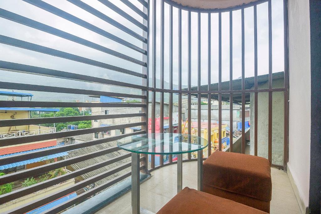 Hotel O by OYO Samrat Palace エントランス