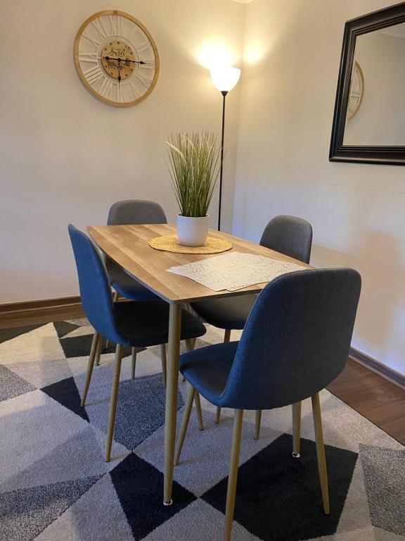 Linda Instalación con estacionamiento - 2