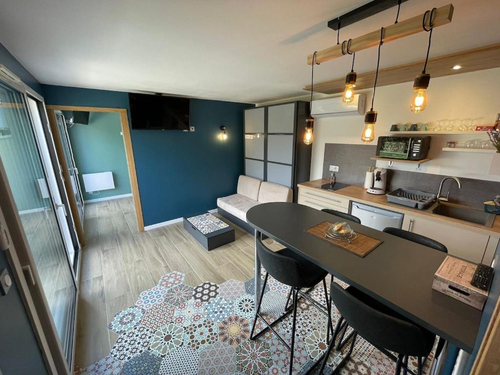 Appartement indépendant, climatisé, au calme avec vue montagne - 4