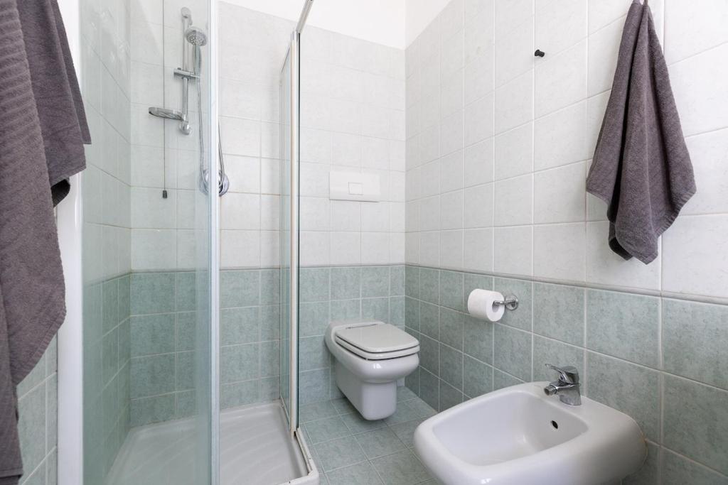 Boutique apt with private parking - 2