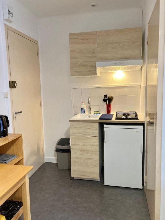 Studio 12, Dijon, near train station - 3