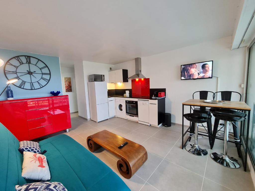T3 climatisé, face plage de Canet Sud, double parking, WIFI, Linge et ménage inclus - 2