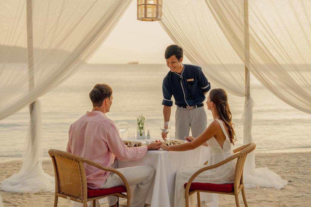 Еда и напитки