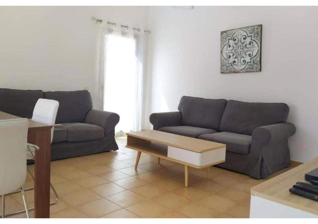 Anahi Homes Corralejo- Bicacarera 3 - 2