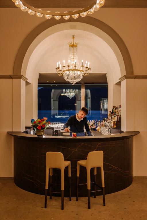 Hotel Royal Victoria, by R Collection Hotels — Restaurant & bars in Varenna, Lombardy