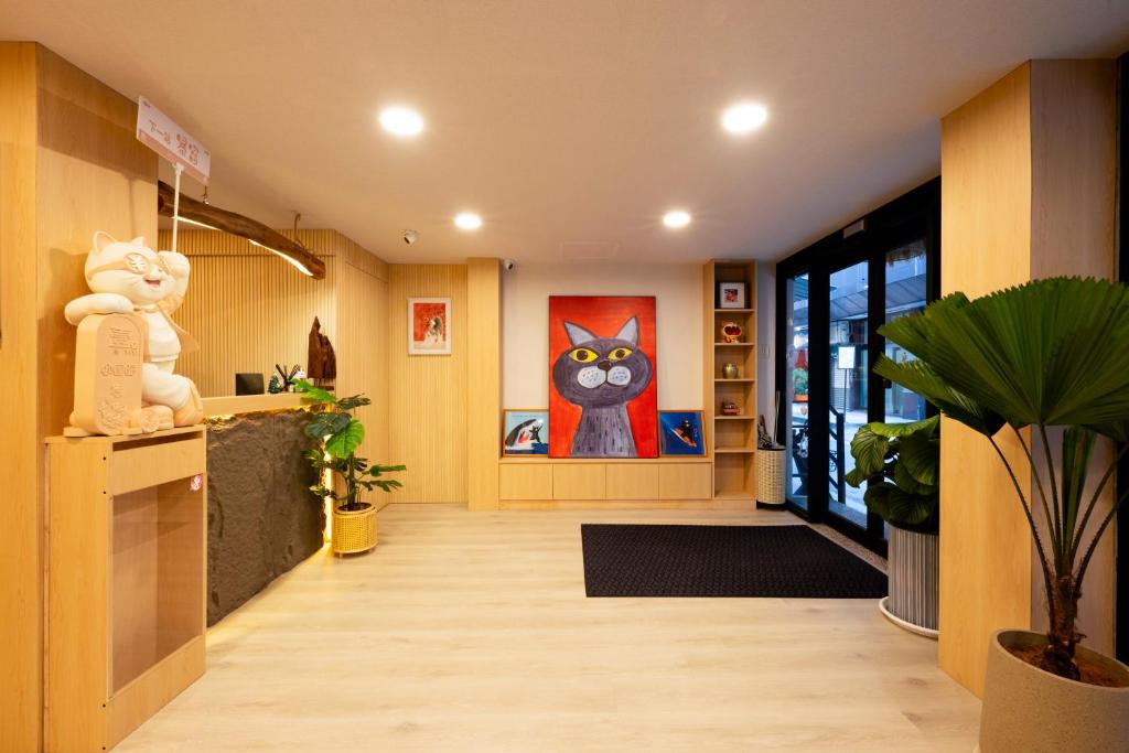 貓尾口袋旅店 - 西門館 (Cattail  Pocket Inn - Ximen Branch)