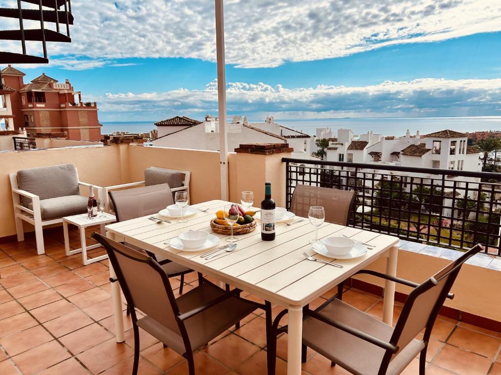 Duquesa Regent 2435 Wonderful seaviews duplex - 4