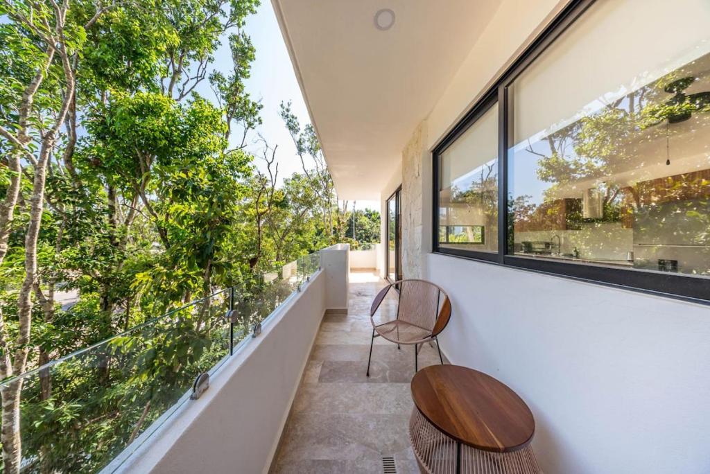Lux 2 BD with Balcony and Rooftop Pool at Aldea Zama - 3
