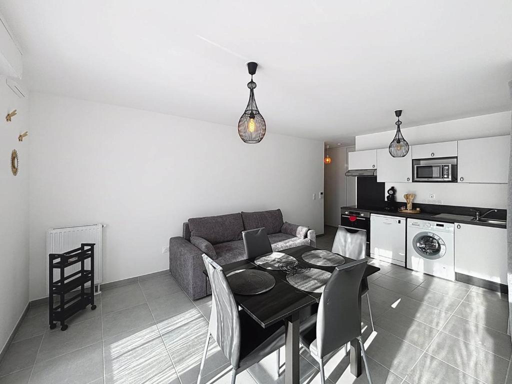 Charmant appartement proche plage avec balcon et parking privé - FR-1-465-123 - 1
