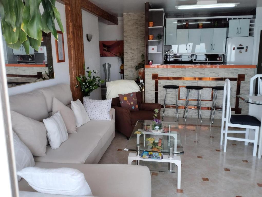 Inviting Apartment in Fuengirola - 100 m² with sea view - 2