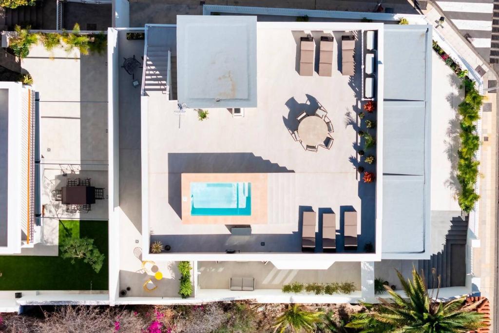 Sunnyland luxury villa santacruz - 2