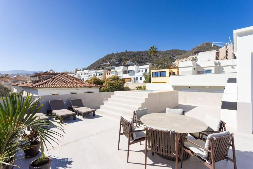 Sunnyland luxury villa santacruz - 3