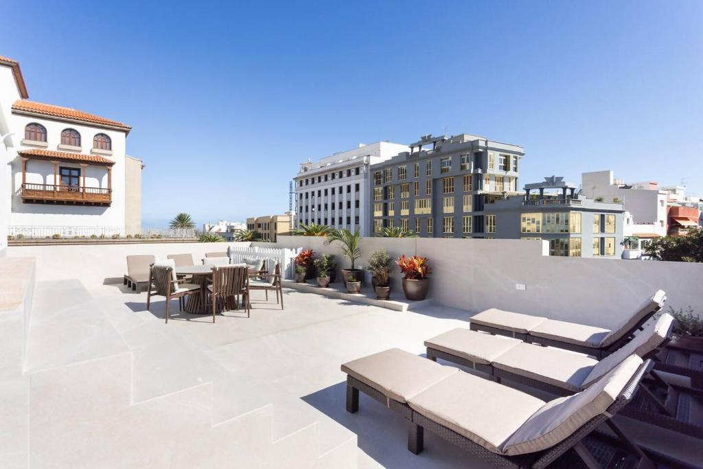 Sunnyland luxury villa santacruz - 5