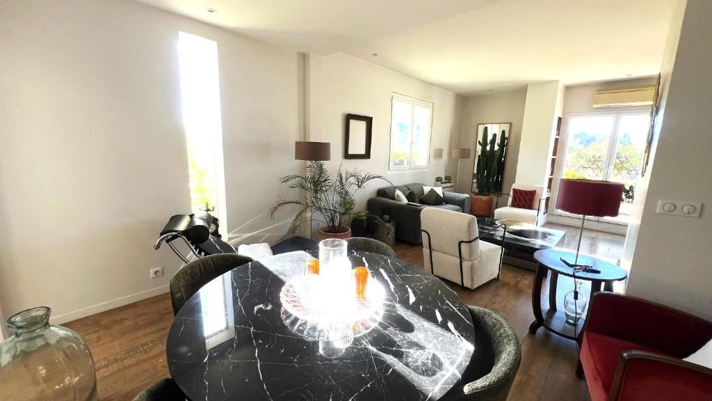 Cosy penthouse Le Port 2 BR - 2 Bath - 4