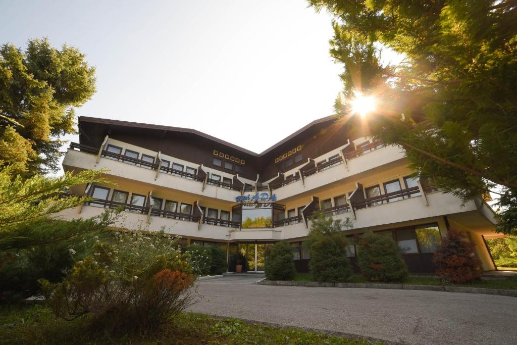 Hotel Ada - 3