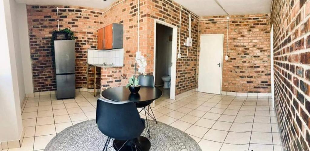 Kwamathebula, Benoni