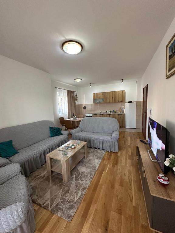 Roomy Lux Apartmant - 5