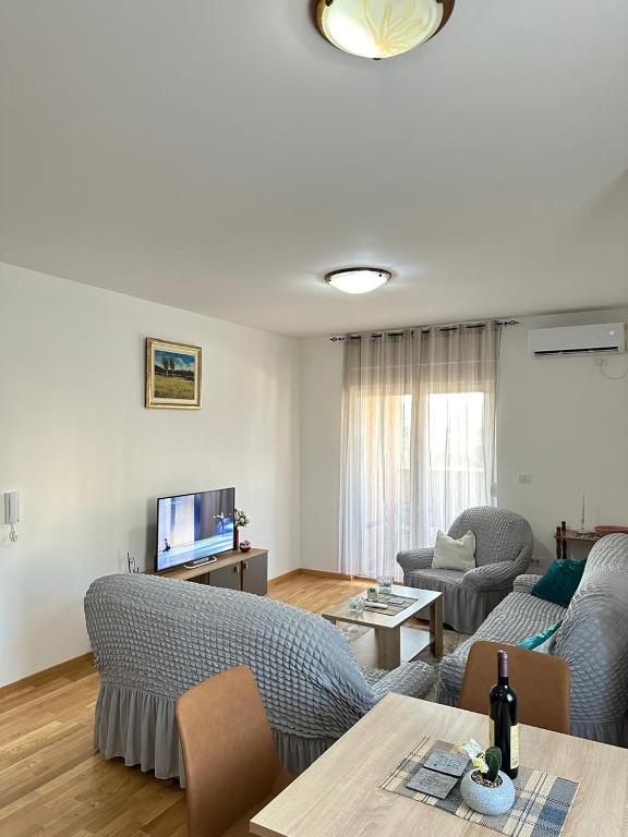 Roomy Lux Apartmant - 4