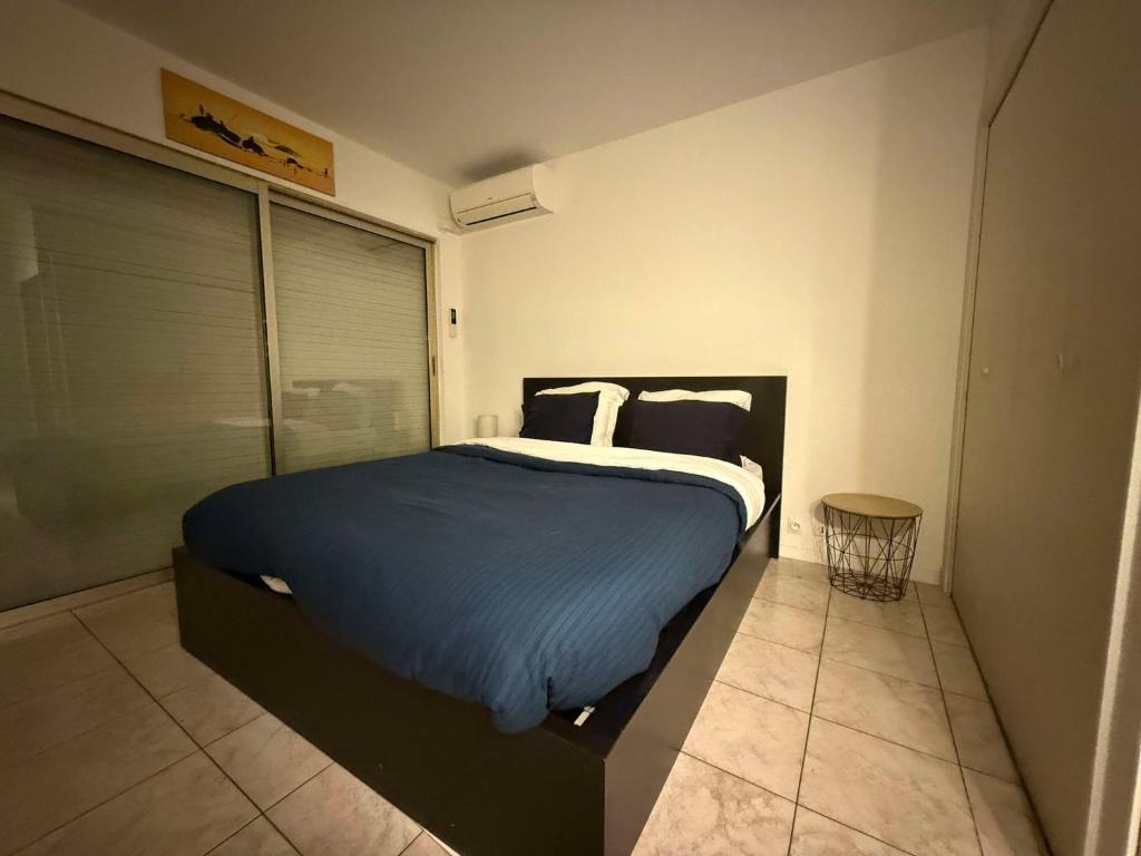 13 Rue Edith Cavell - 2