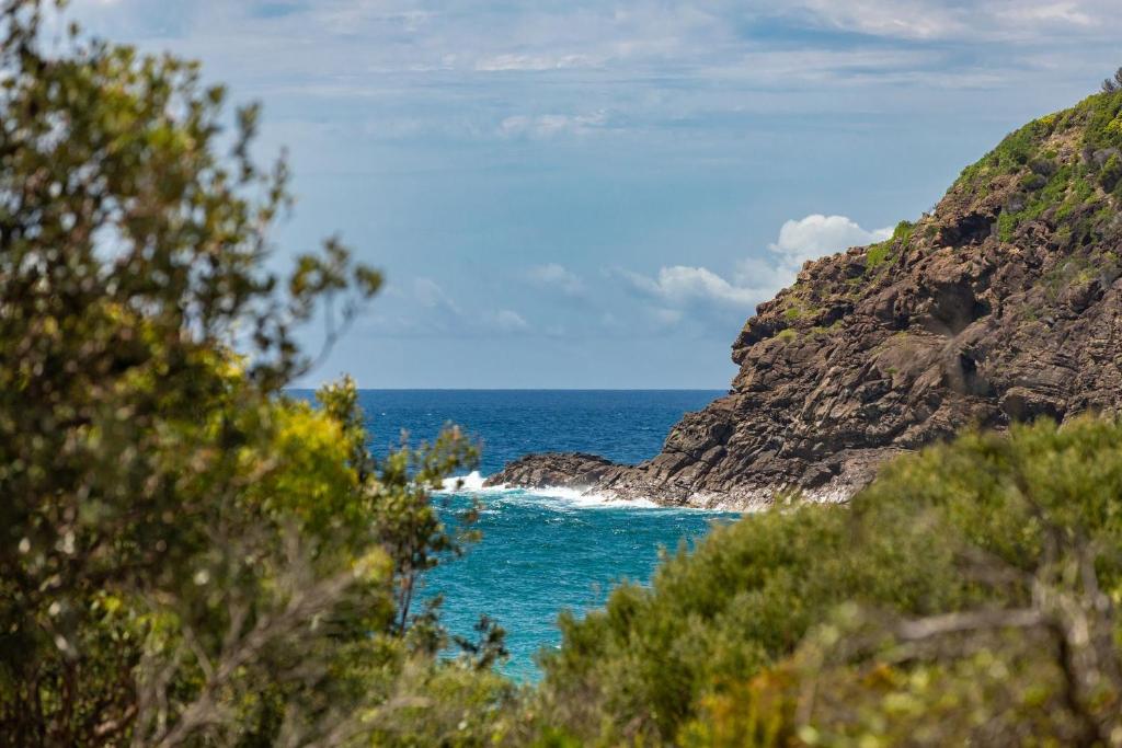 Oceanside 007, Boomerang Beach