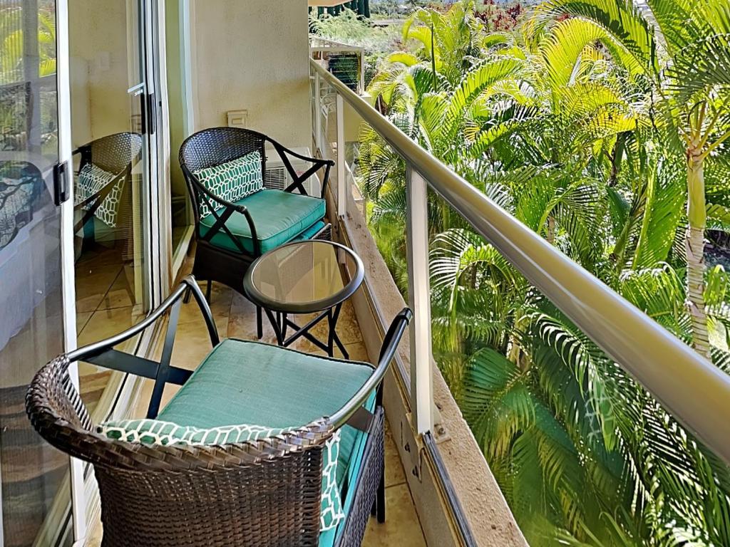 Maui Banyan T-305A, Wailea