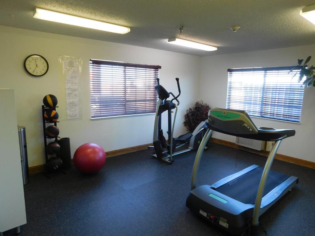 Days Inn by Wyndham Lexington NE photo