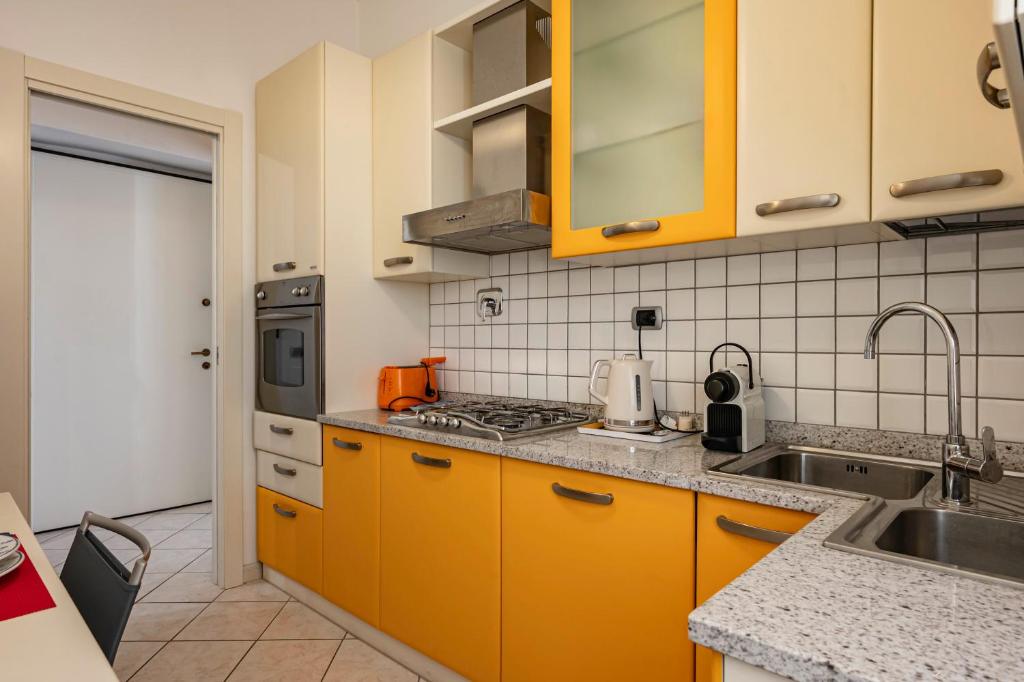 GuestHost - A Casa di Eufemia - Migliarina Station Apartment - 4