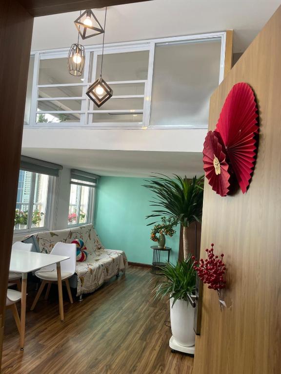 Walk 5mins to Hoan Kiem lake, Hanoj