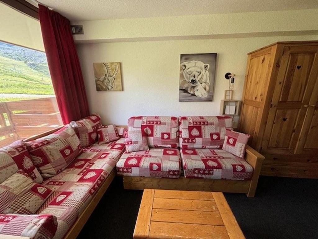 Studio cosy avec balcon, accès direct aux pistes, Wi-Fi gratuit - FR-1-449-51 - 2
