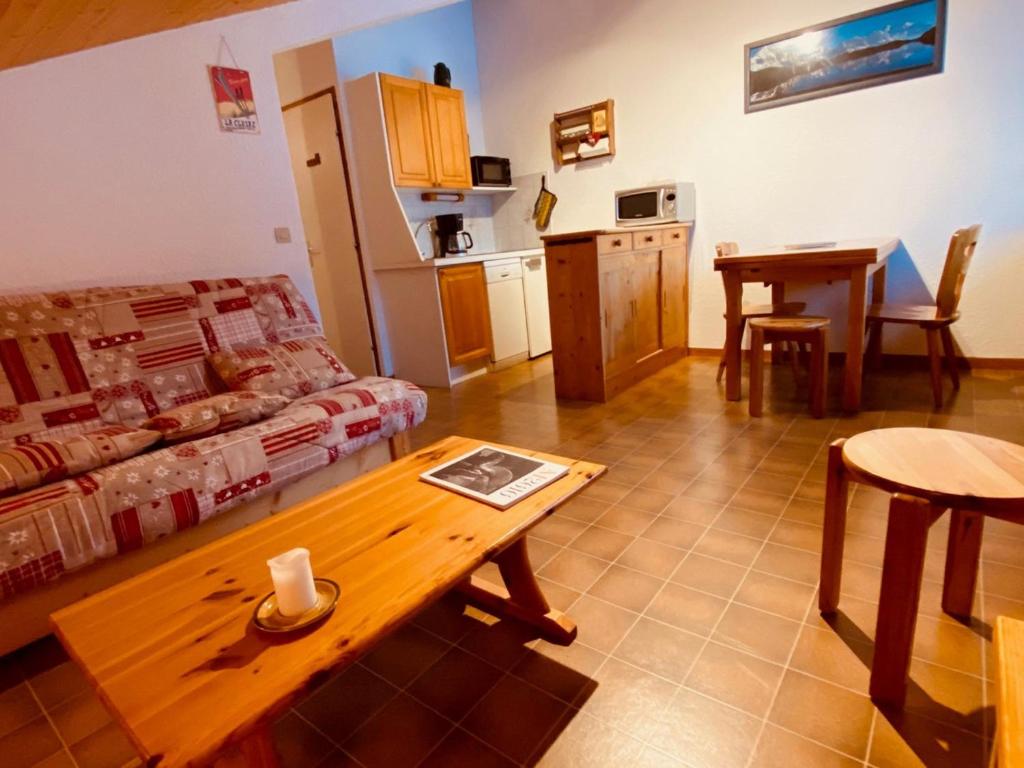 Appartement calme 2 pièces avec balcon et garage, proche des pistes - La Clusaz, Vallée des Aravis - FR-1-459-80 - 4