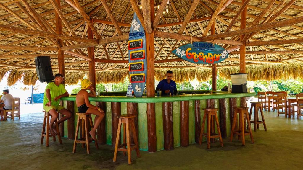 Bar/lounge