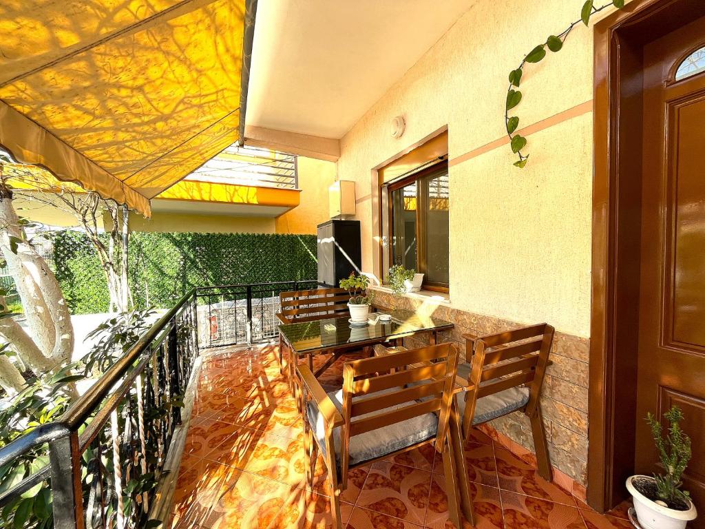 Beach & Chill Apartments, Vlorë