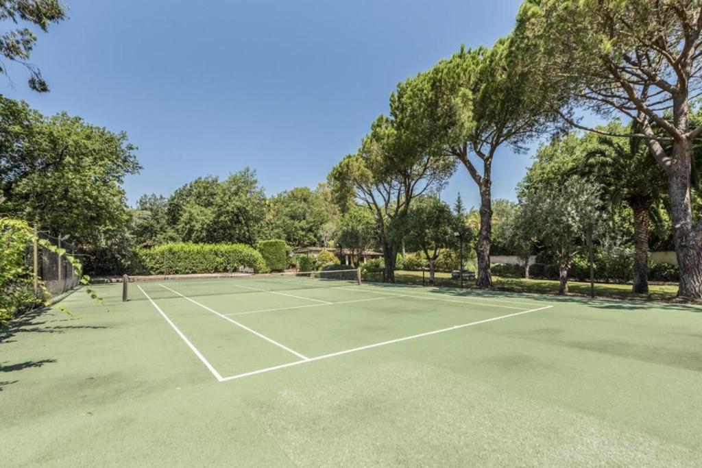 7 bedrooms Villa in St Paul de Vence with 5000sqm - 4
