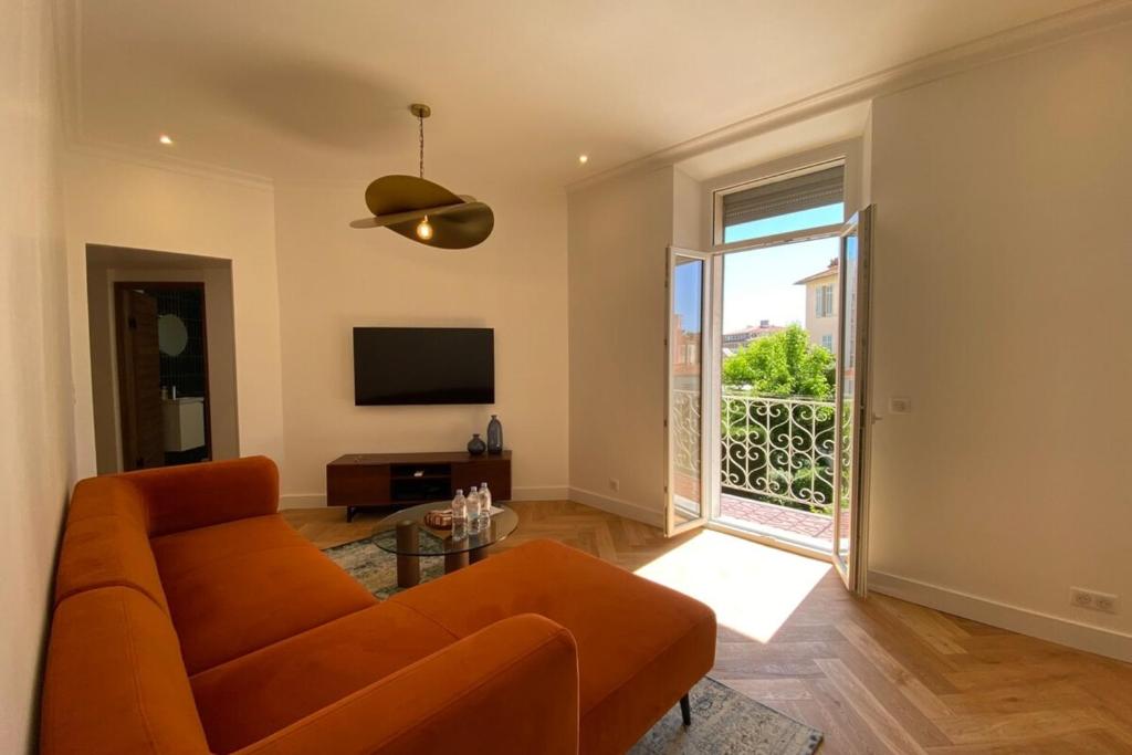 New apartment in Forville with balcony - 3