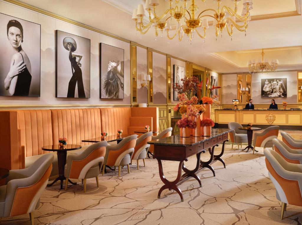 Dining Image